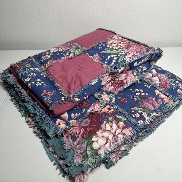 VTG Rare Amish Hand Made Green Pink Blanket Quilt Bedspread - Size 72” X 68” - Picture 1 of 7